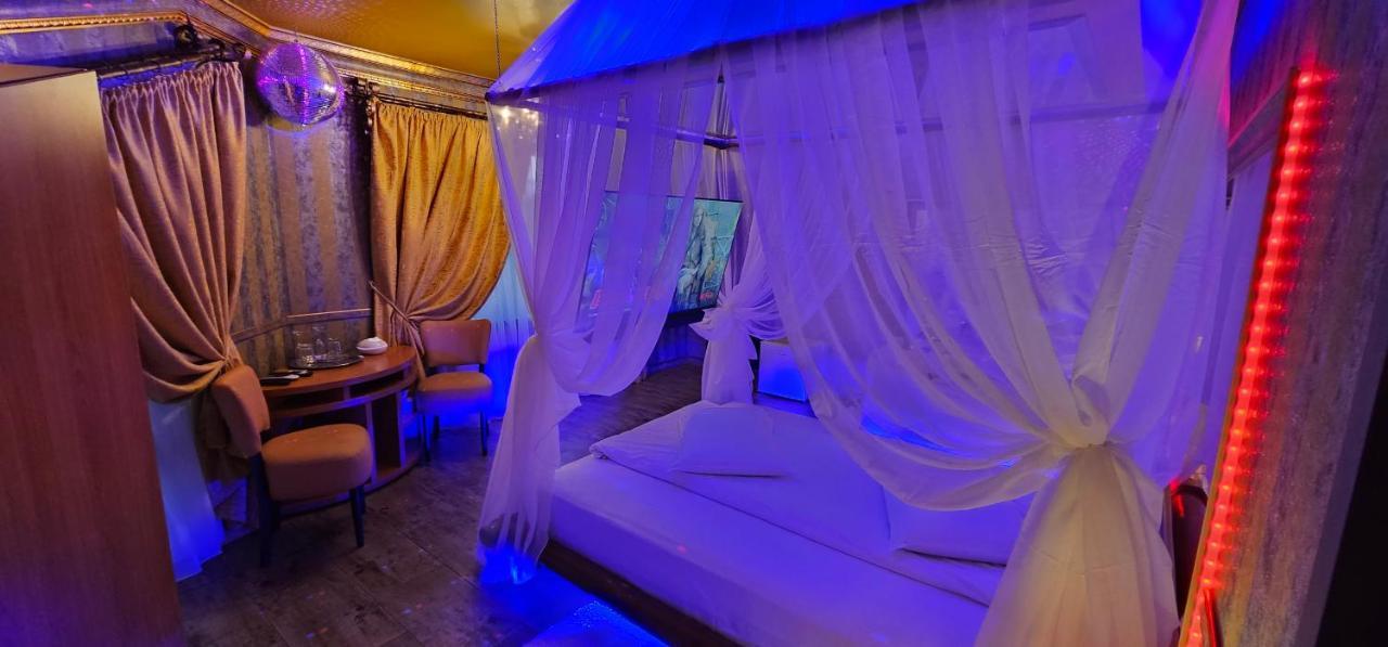 Hotel Boutique Mikaela (Adults Only) 브라쇼브 외부 사진